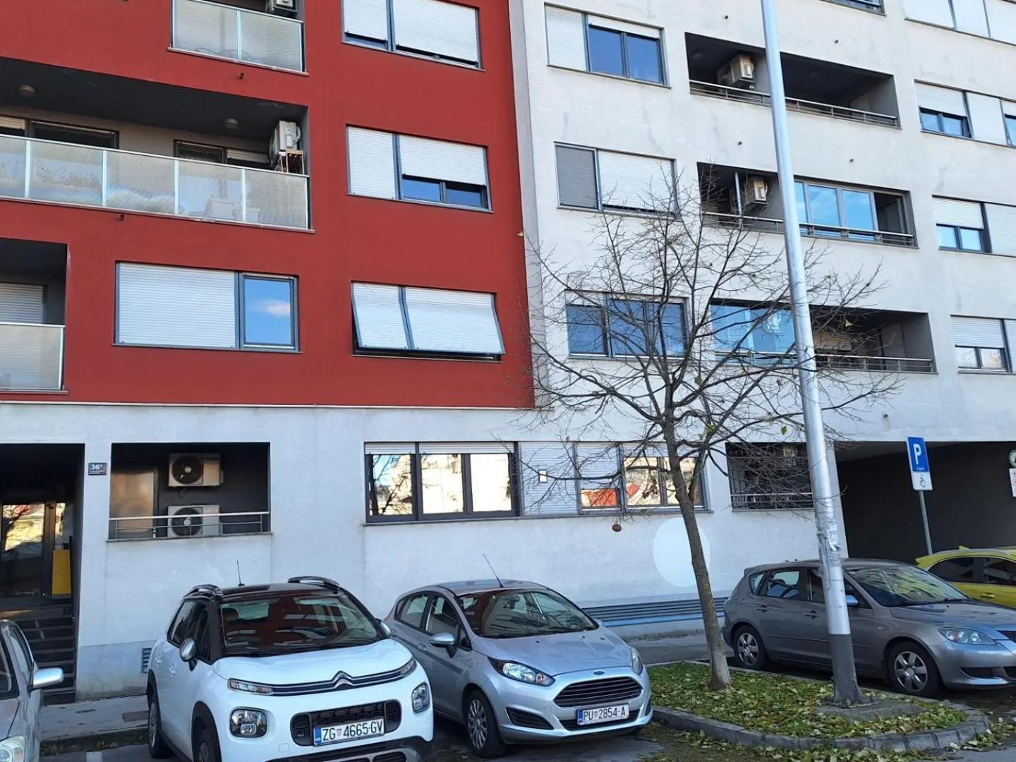 Apartman Lory, Zagreb, Downtown, With Own Parking In The Garage Exterior foto